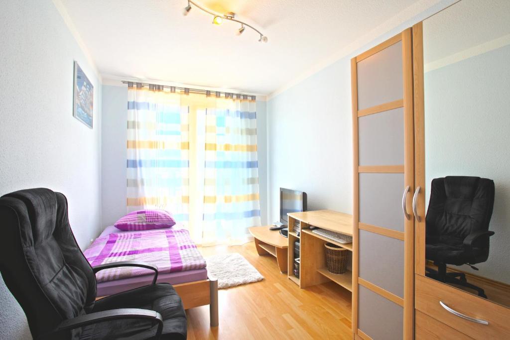 Private Rooms Near Exhibition Center Ганновер Номер фото